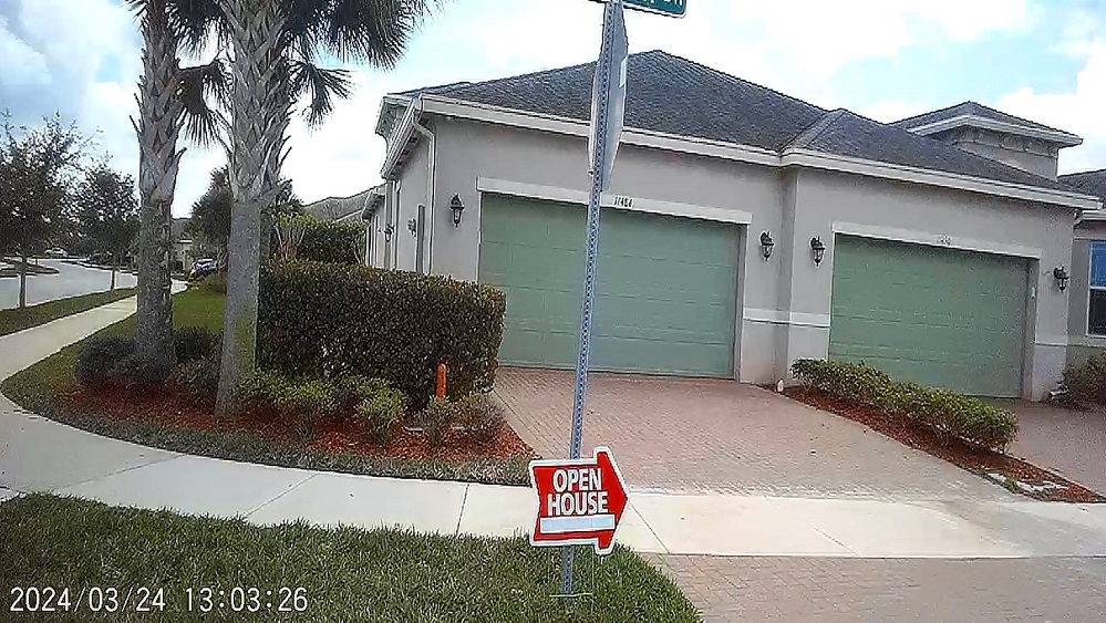 Scummy Port St Lucie Real Estate Agent Corinne Lexer